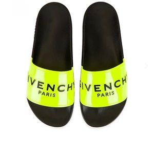 New! Givenchy Men’s Logo Rubber Pool Slide Sandal in Fluo Yellow - Size 43!